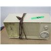 Image 1 : COLLECTABLE RADIO