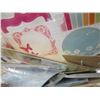 Image 6 : BOX C/W CRAFT MATERIAL