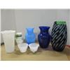 Image 1 : BOX C/W ASSORTED VASES