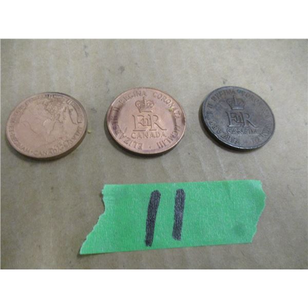 BAG C/W 3 ASSORTED FOREIGN COINS