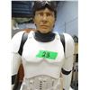 Image 2 : SPACEMAN STATUE