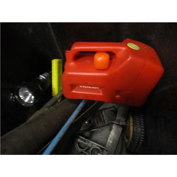 TOTE C/W FLASHLITE, MITRE BOX, HACK SAW, ASSORTED TOOLS