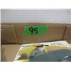 Image 5 : FLAT C/W CLAMPS, BATTERY CHARGER, MISC