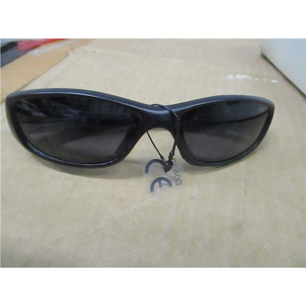 STORE CLOSE-OUT (AS IS):  APPROX. 12 SUNGLASSES