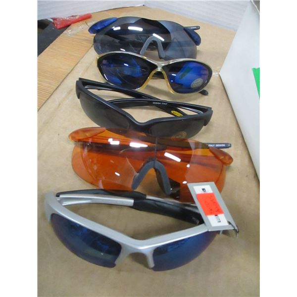 STORE CLOSE-OUT (AS IS):  APPROX. 12 SUNGLASSES