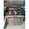 Image 10 : Montague 6-Burner Gas Range & Oven (pick up 9/18)
