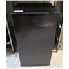 Image 1 : Midea Compact Refrigerator (contents not included)