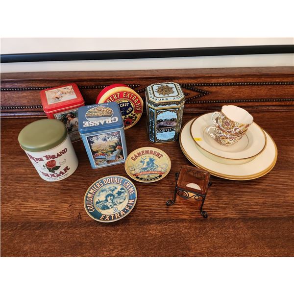 Decorative Tin and Kitchen Lot