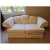 Image 1 : Skylar Pepler Love Seat