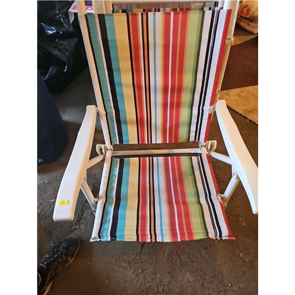 4 Vintage Beach Chairs