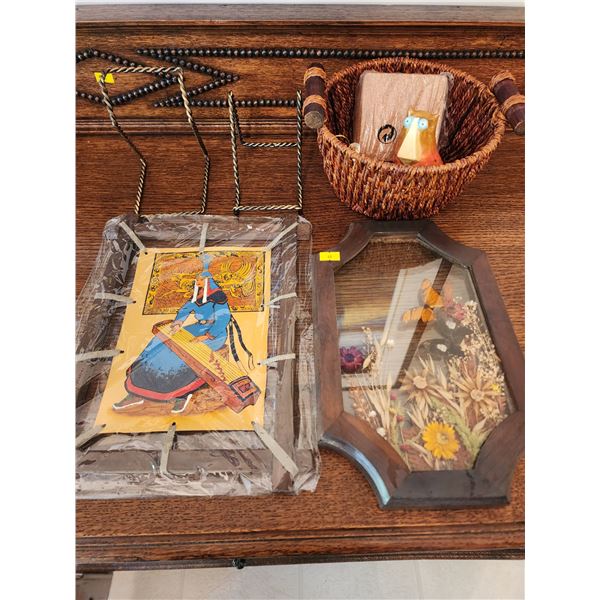 Decor and Wine Holders with Ceramic Eye Glass Holder