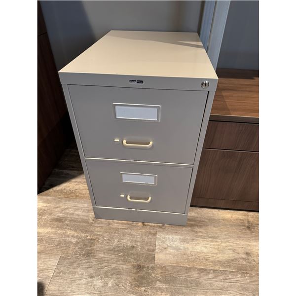 Filing cabinet with keys