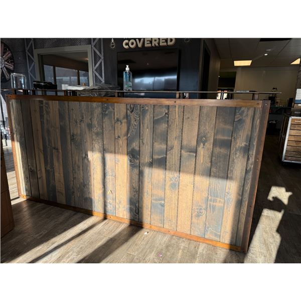 reception  stand 105" x 74x 501/4 ta