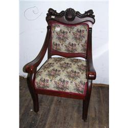 Beautiful American empire style mahogany arm chair (242)