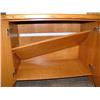 Image 2 : Oak credenza with 2 doors (242)