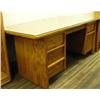 Image 1 : Oak desk with drawers (242)