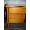 Image 2 : Oak desk with 5 drawers (242)