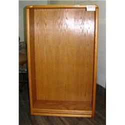 CHOICE on 2 oak bookcases with 4 shelves (242)