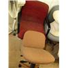 Image 2 : Lot of office chairs (241)