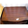 Image 2 : Mahogany end table (241)
