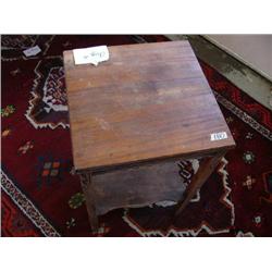 American mahogany lamp table, 1940's (242)