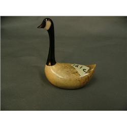 CHOICE ON 4: #.5" ivory and whalebone Canadian geese Aningayou