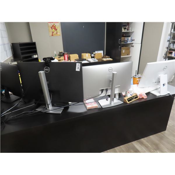 4-Dell Monitor - 4 X $