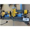 Image 1 : Dewalt Air Brad Nailer