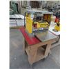 Image 2 : Dewalt Planer w/Rolling Stand - #DW734