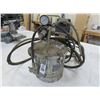 Image 1 : Glue Spray Pressure Pot