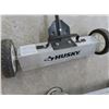 Image 2 : Husky Rolling Warehouse Floor Magnet