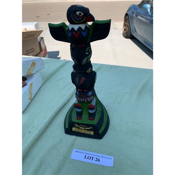 Potters Totem Pole Canadian whisky 25 oz Bottle