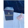 Image 1 : Royal Doulton Invitation Figurine