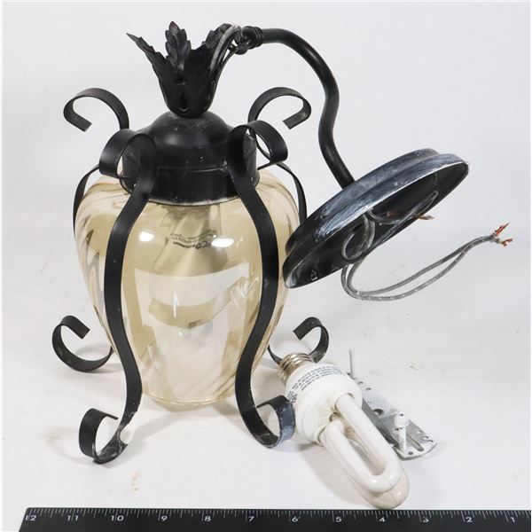 LIGHT FIXTURE