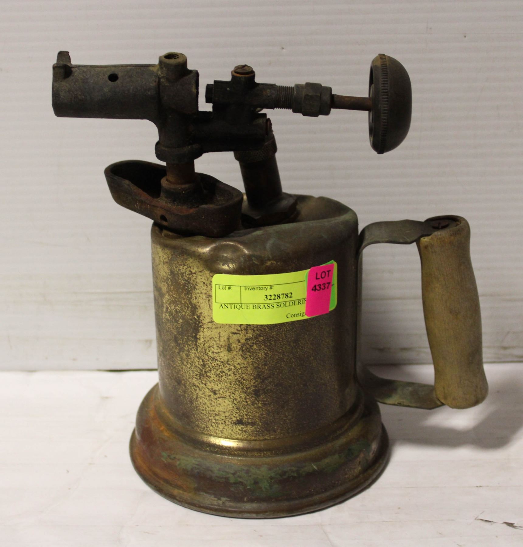 ANTIQUE BRASS SOLDERING TORCH