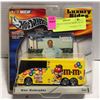 Image 1 : HOT WHEELS NASCAR M&MS TRUCK IN PACK
