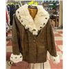 Image 1 : 1960S LADIES FUR TRIM JACKET SIZE S/M