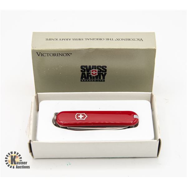 1.5" VICTORINOX SWISS POCKET KNIFE IN BOX #53001