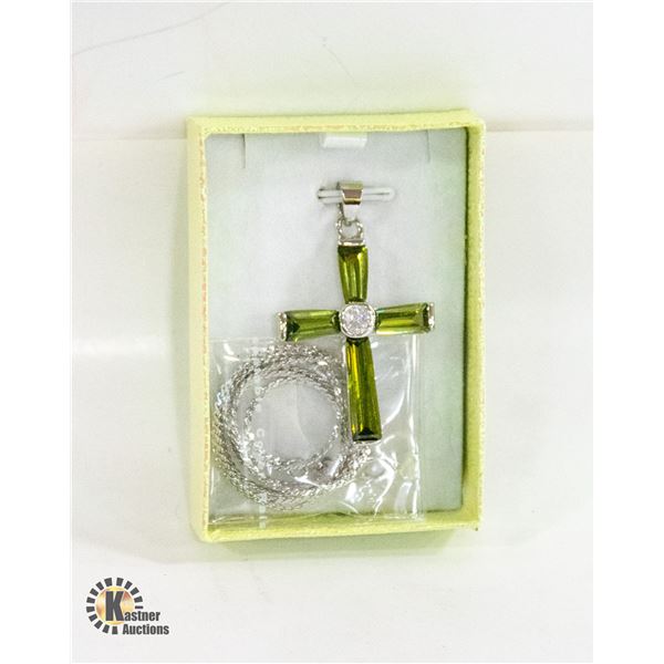 NEW GREEN STONE CROSS PENDANT NECKLACE