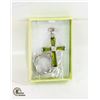 Image 1 : NEW GREEN STONE CROSS PENDANT NECKLACE