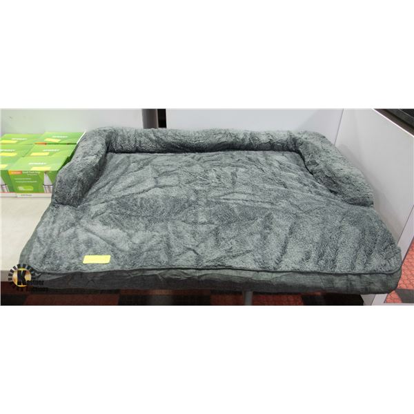 NEW UNPACKED LESURE SOLID U SHAPE PET SOFA