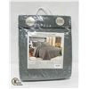Image 1 : NEW KING 3 PC QUILT SET