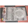 Image 1 : NEW LAURA BETH 3 PC BATHMAT SET