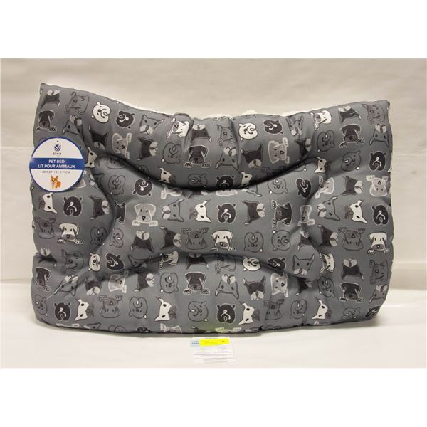 NEW PET BED 51 X 74CM