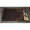 Image 1 : NEW DAISY JADE SET OF 2 BATH RUGS 20X32' / 20'X16'