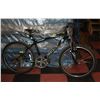 Image 1 : LARGE GIANT MOUNTAIN BIKE