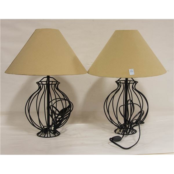 SET OF 2 LAMPS