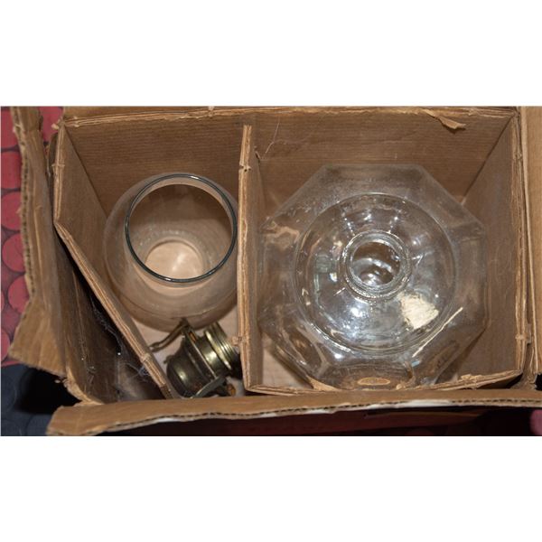 VINTAGE GLASS LANTURN