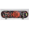Image 1 : FLAMING SKULL SKATEBOARD