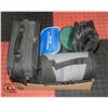 Image 1 : BOX OF MIXED CARRY BAGS